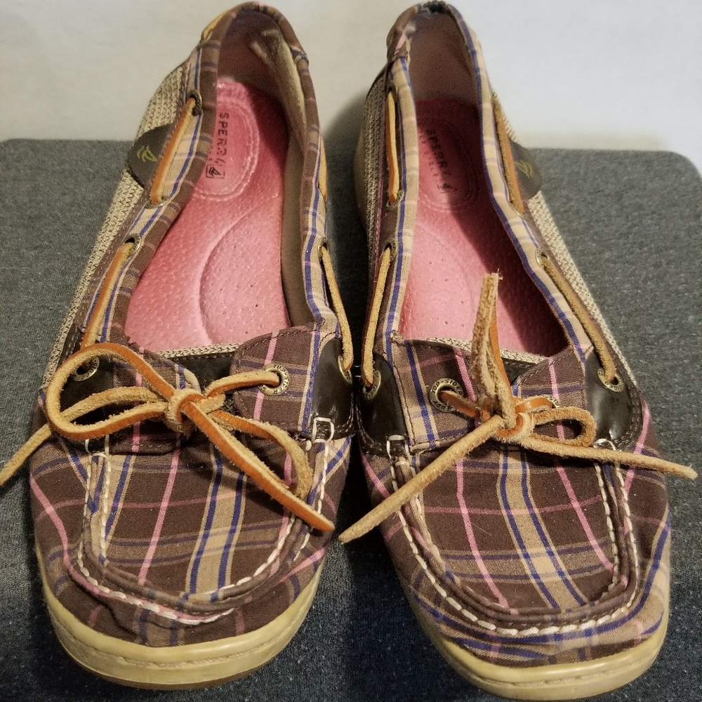 Sperry boat shoes